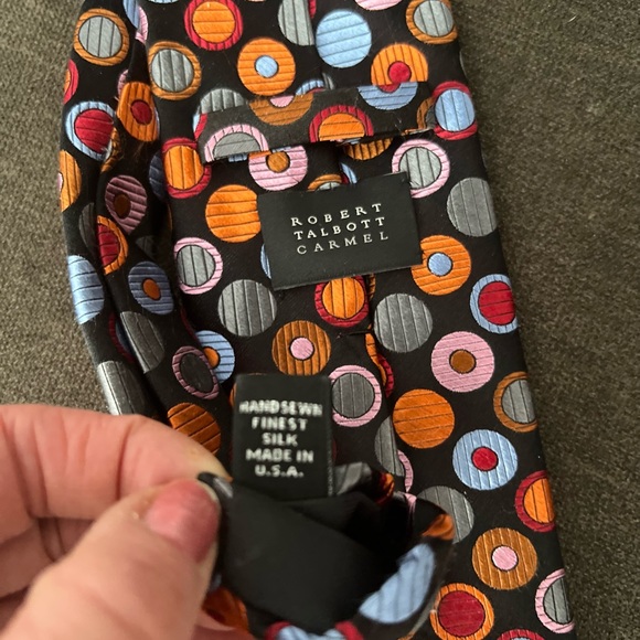 ROBERT TALBOTT HAND SEWN SILK TIE NWOT - Picture 4 of 5